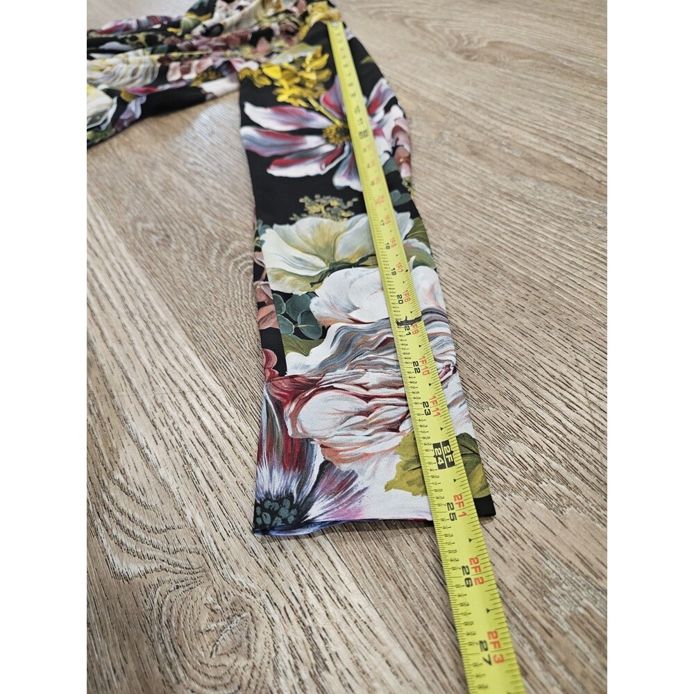 Express Women's Floral V-Neck Long Sleeve Twist Front RomperSize Medium NWT - Picture 9 of 10